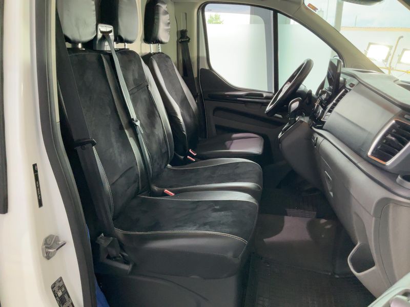 Ford Transit Custom 2.0 TDCi 310 L1 Sport — zdjęcie 11