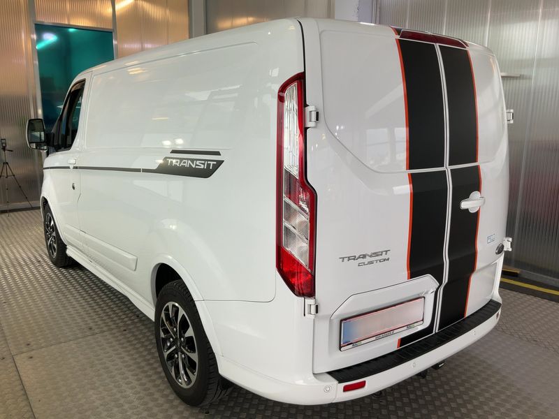 Ford Transit Custom 2.0 TDCi 310 L1 Sport — zdjęcie 3