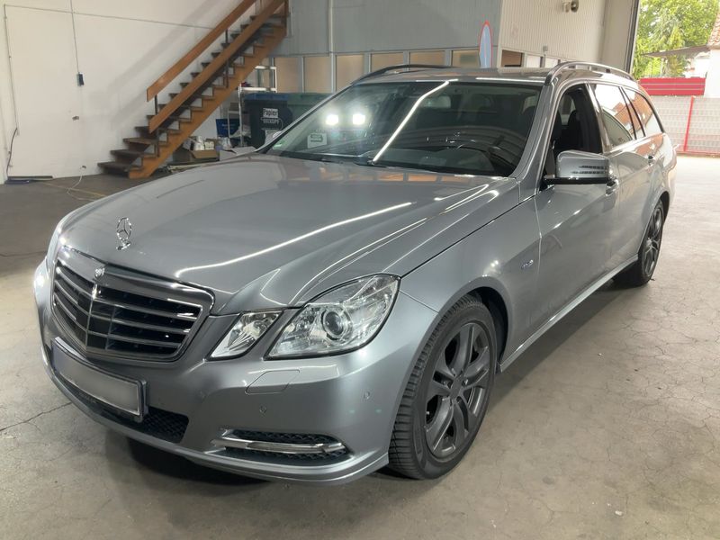 Mercedes-Benz E-Klasse E 220 CDI T BlueEfficiency — zdjęcie 1