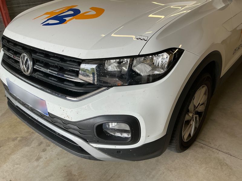 Volkswagen T-Cross 1.6 TDI Style 2020 – снимка 26