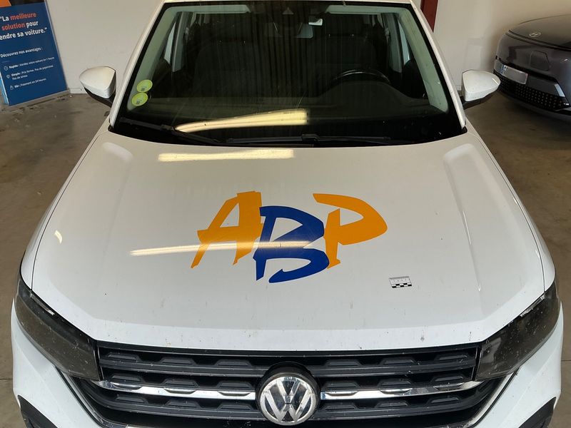 Volkswagen T-Cross 1.6 TDI Style 2020 – снимка 23