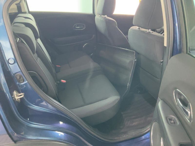 Honda HR-V 1.6 DTEC Elegance — zdjęcie 14