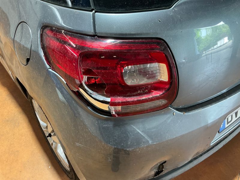Citroen DS3 1.6 HDi SoChic 2011 – снимка 38
