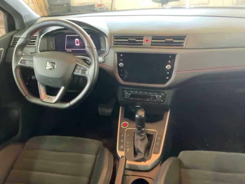 Seat Arona 1.0 TSI FR — zdjęcie 12