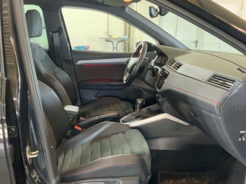 Seat Arona 1.0 TSI FR — zdjęcie 11