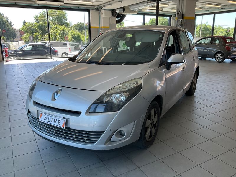 2011 Renault Grand Scenic
