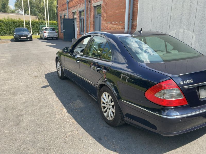 Mercedes-Benz E-Klasse E 200 CDI Elegance 2006 – снимка 6