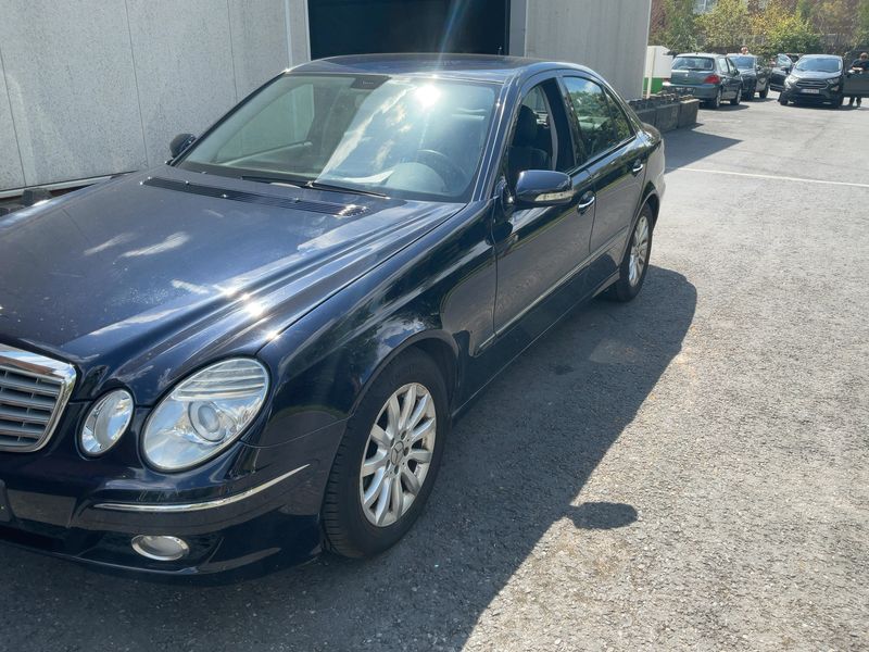 Mercedes-Benz E-Klasse E 200 CDI Elegance 2006 – снимка 2