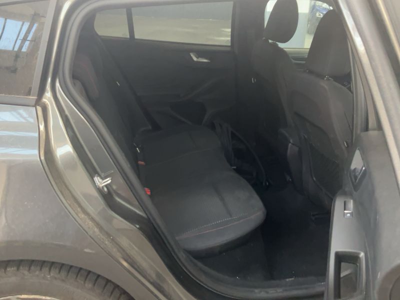 Ford Focus 1.0 EcoBoost Mild-Hybrid ST-Line 2021 – снимка 19
