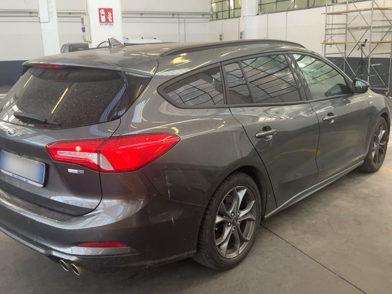 Ford Focus 1.0 EcoBoost Mild-Hybrid ST-Line 2021 – снимка 8