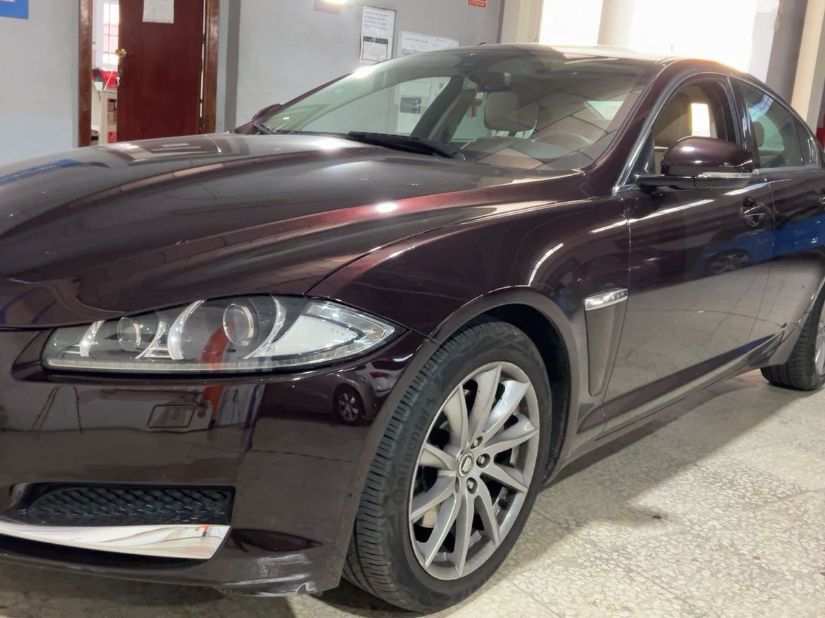 Jaguar XF 2.2 D