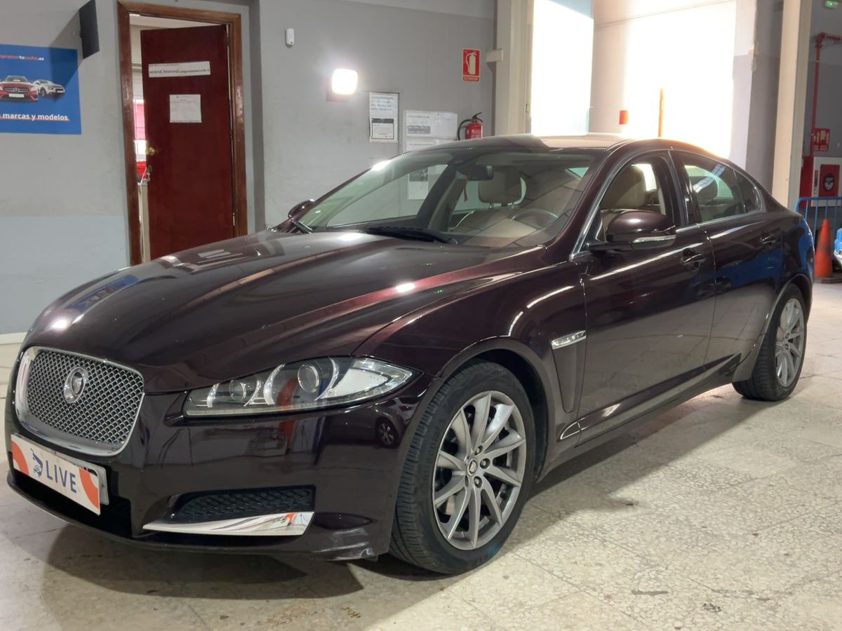Jaguar XF 2.2 D