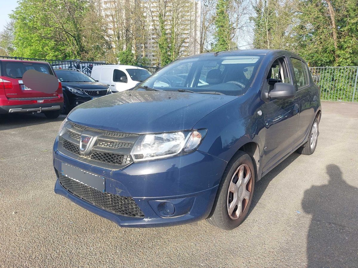 Dacia Sandero 2016 — photo 1