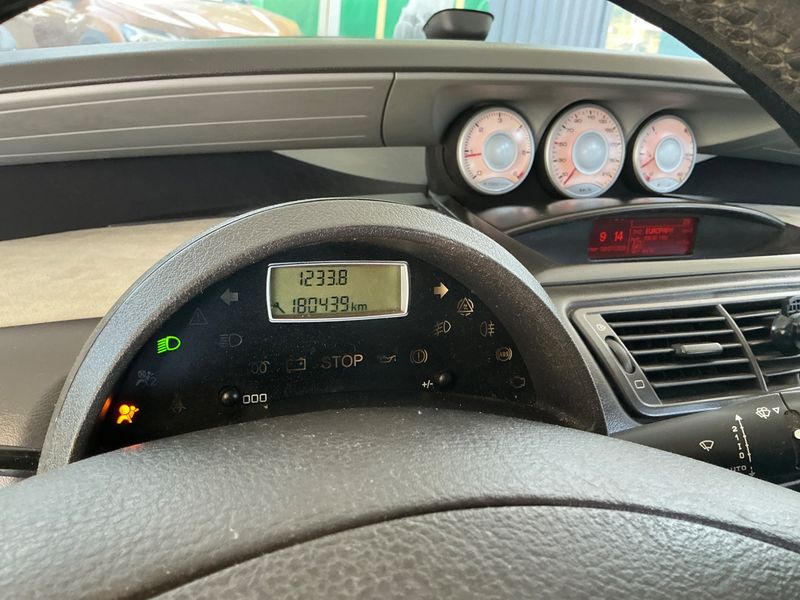 Citroen C8 2.2 HDi Exclusive — zdjęcie 4