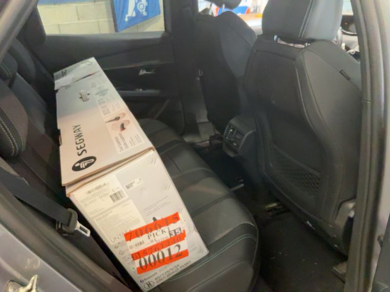 Peugeot 3008 1.6 Hybrid Allure Pack — zdjęcie 14