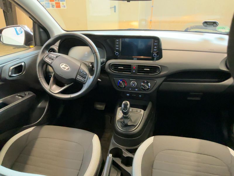 Hyundai i10 1.0 Trend — zdjęcie 12