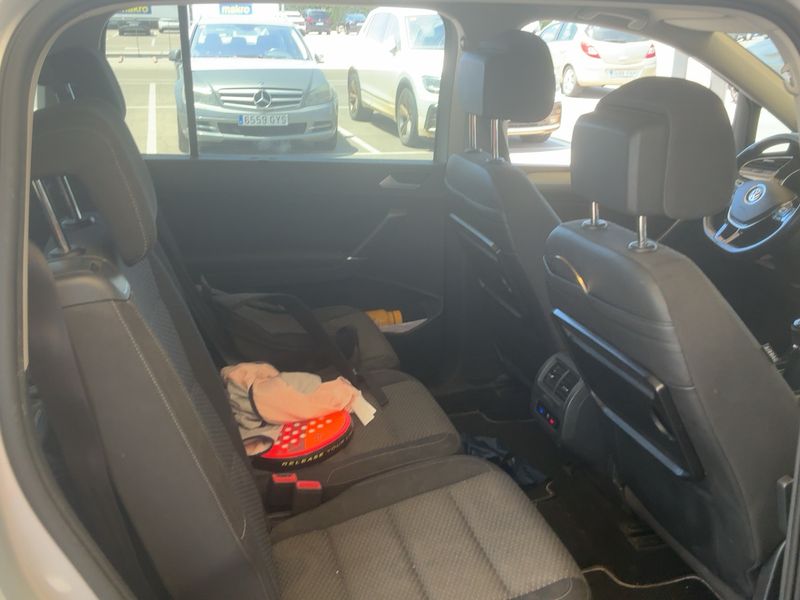 Volkswagen Touran 1.6 TDI Advance BlueMotion Tech — zdjęcie 14