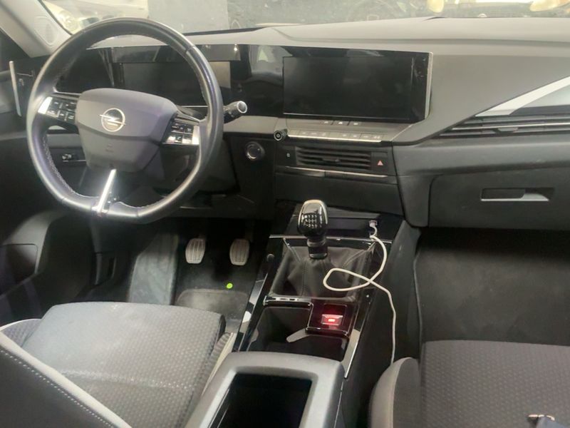 Opel Astra 1.5 CDTI Edition — zdjęcie 12
