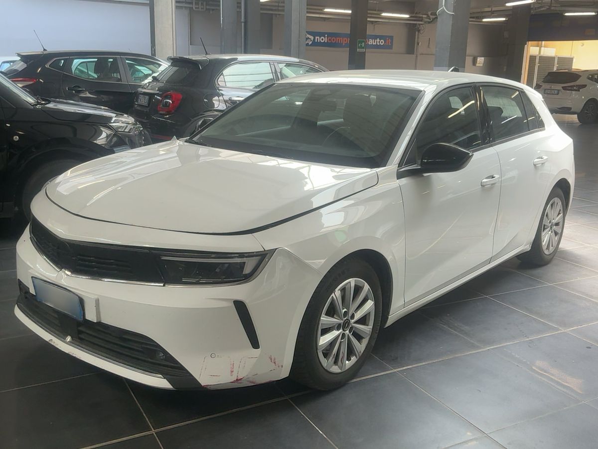 Opel Astra 2022