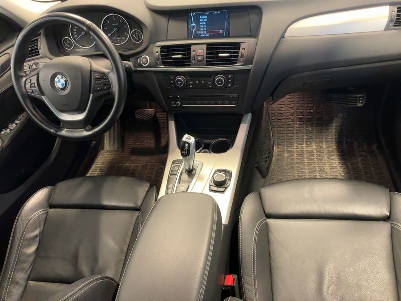 BMW X3 xDrive 20d — zdjęcie 12