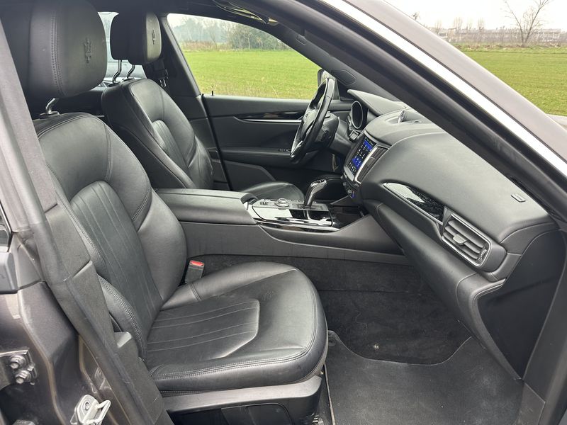 Maserati Levante 3.0 V6 Diesel — zdjęcie 10