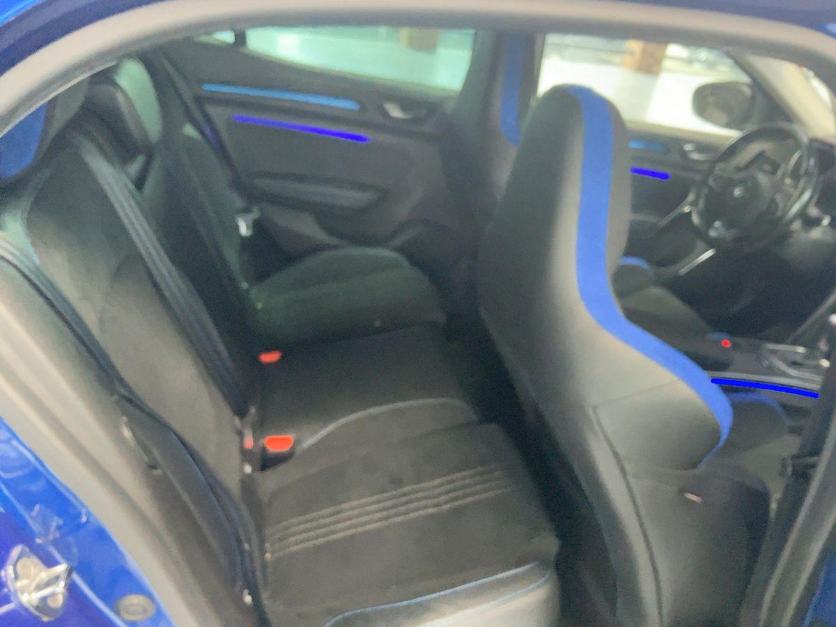 Renault Megane 2017 — photo 20