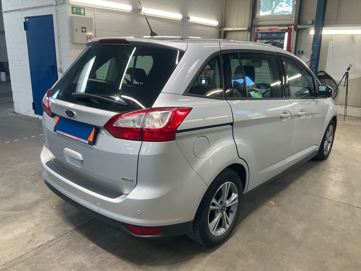 Ford Grand d'occasion
