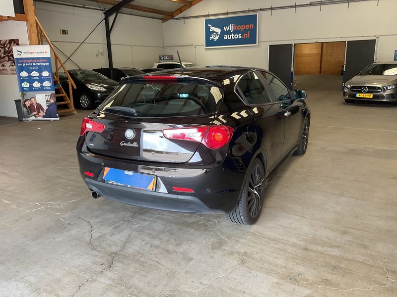 Alfa Romeo Giulietta 1.4 Turbo Turismo — zdjęcie 2