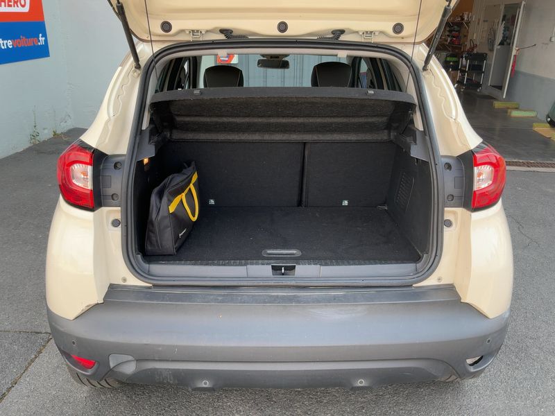 Renault Captur 0.9 Energy Hypnotic 2016 – снимка 15