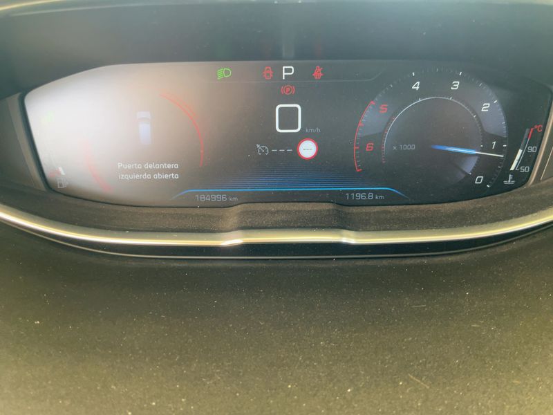 Peugeot 3008 1.5 Blue-HDi GT Line 2019 – снимка 18