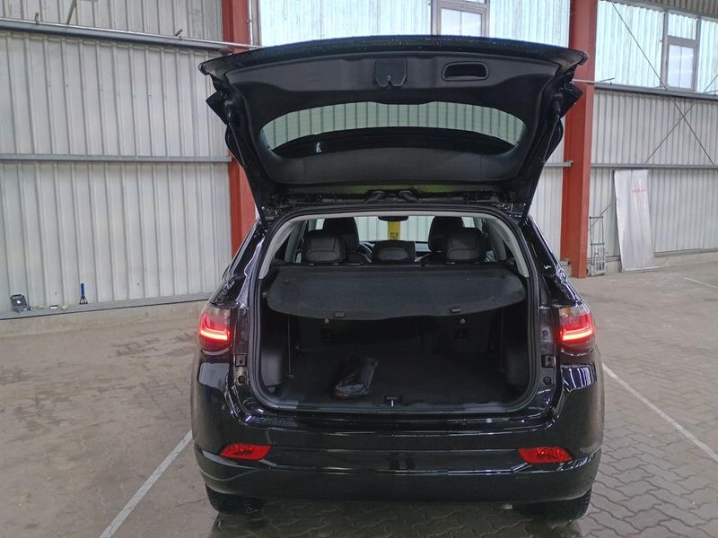 Jeep Compass 1.5 GSE T4 e-Hybrid RED FWD — zdjęcie 6
