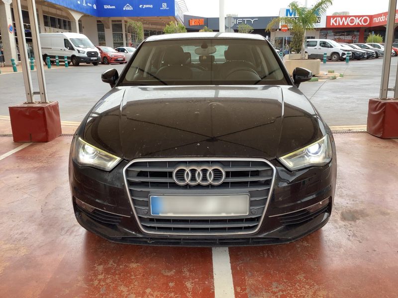 Audi A3 Limousine 1.6 TDI Ambiente 2015 – снимка 14