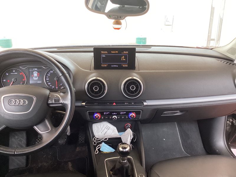 Audi A3 Limousine 1.6 TDI Ambiente 2015 – снимка 17