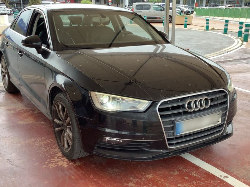 Audi A3 Limousine 1.6 TDI Ambiente 2015 – снимка 12
