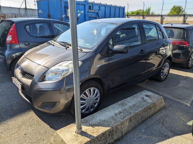 Yaris 1.0 VVT-i Now