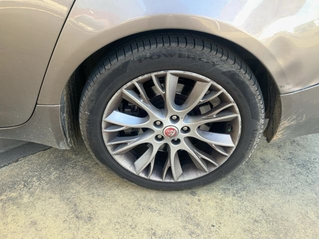 Jaguar XF 2015 — photo 6