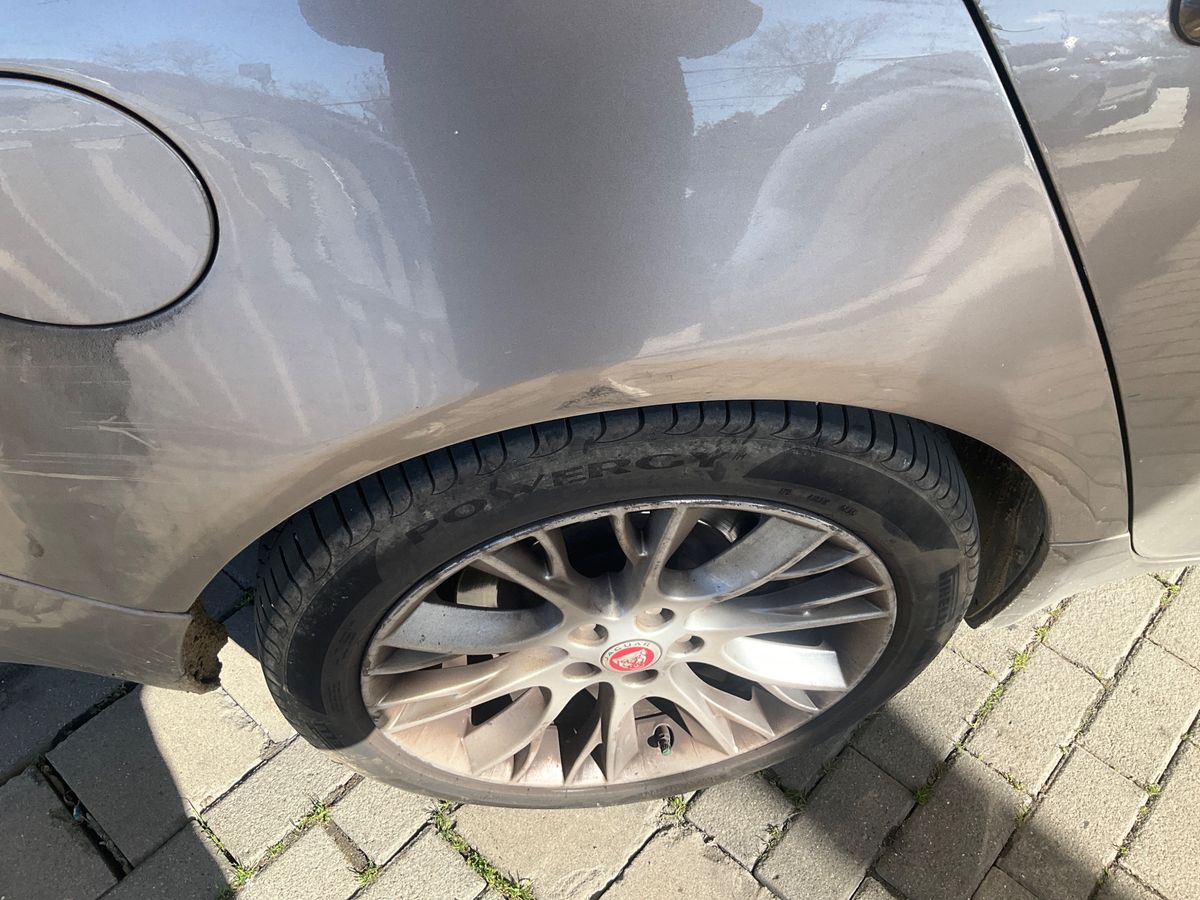 Jaguar XF 2015 — photo 34