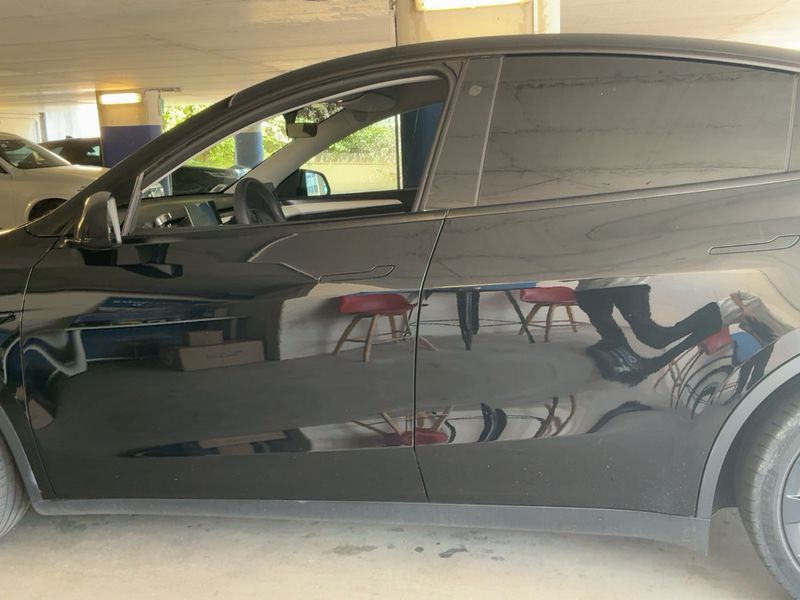 Tesla Model Y Max Range Dual AWD AWD — zdjęcie 4
