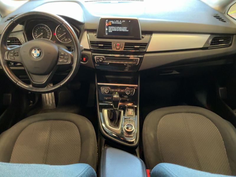 BMW 2er 218i Active Tourer Lounge 2016 – снимка 17