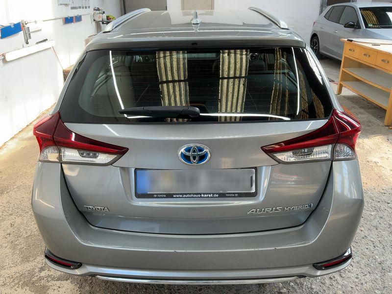 Toyota Auris Touring Sports 1.8 Hybrid Edition-S — zdjęcie 5