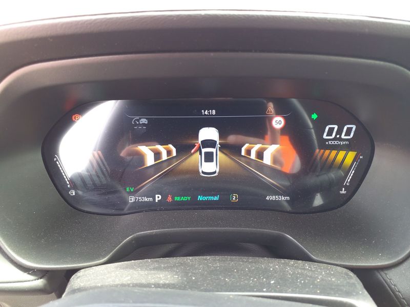 MG ZS 1.5 T-GDI Plug-in Hybrid Luxury — zdjęcie 12