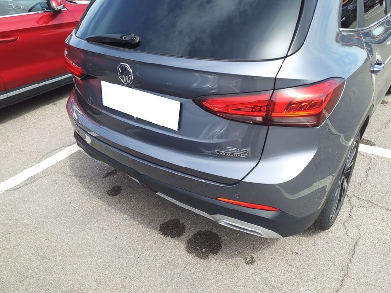 MG ZS 1.5 T-GDI Plug-in Hybrid Luxury 2025 – снимка 28