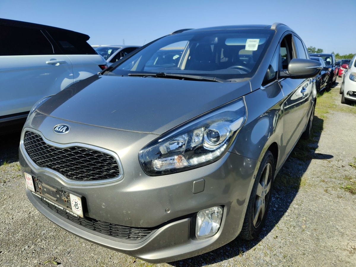 Kia Carens 2015
