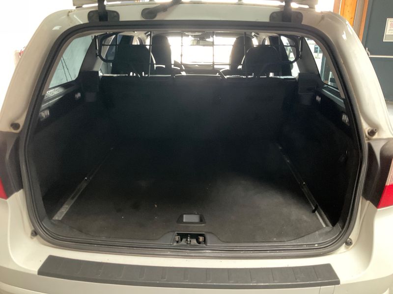 Volvo V70 2.5 T5 Momentum — zdjęcie 10
