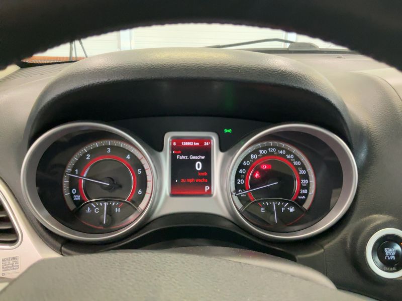 Fiat Freemont 2.0 Multijet Lounge 4WD — zdjęcie 13
