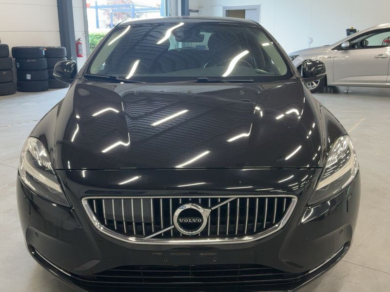 Volvo V40 2.0 T4 Inscription — zdjęcie 9