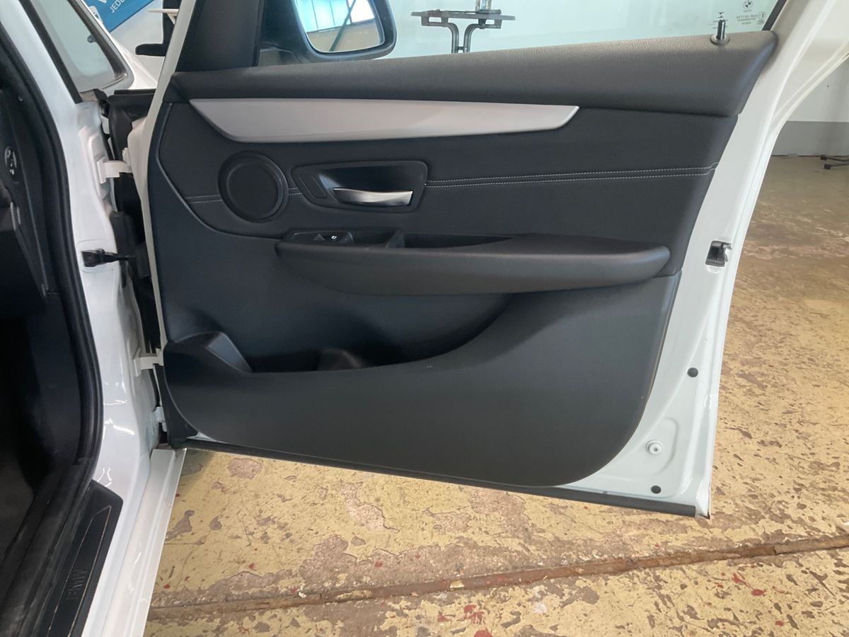 BMW 2er 2017 — photo 42