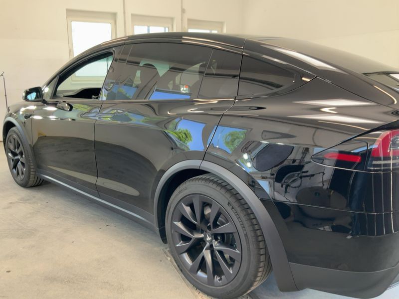 Tesla Model X Max Range — zdjęcie 3