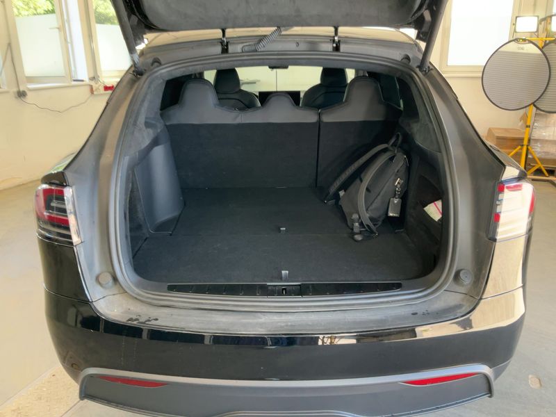 Tesla Model X Max Range — zdjęcie 10