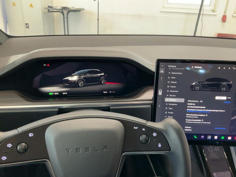 Tesla Model X Max Range — zdjęcie 13